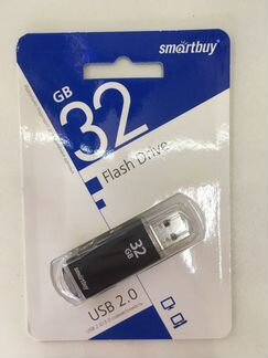 USB-флешка Smartbuy Glossy Series 32GB Black
