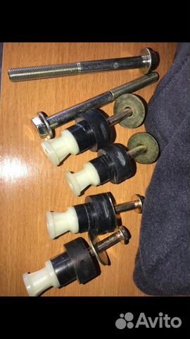 Болты тоанспортировочные