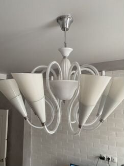 Люстра Белая потолочная стекло/металл