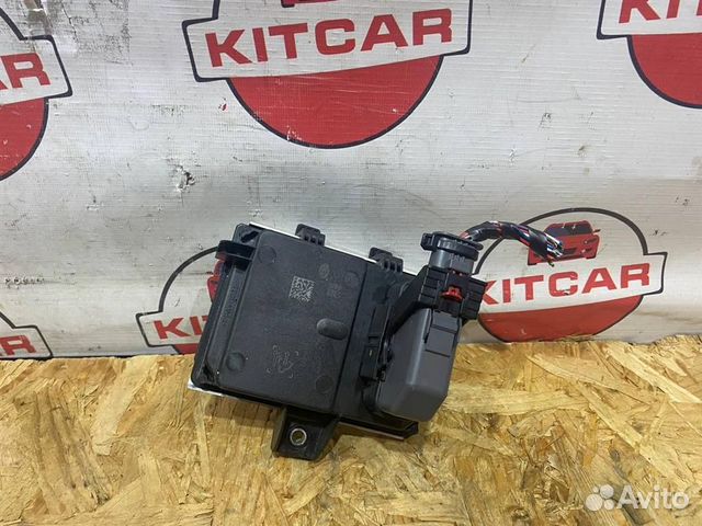 Блок управления топливным насосом Opel Astra J