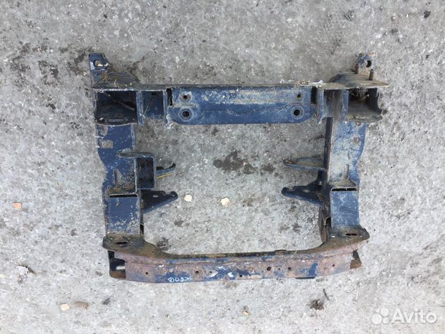 Подрамник передний Dodge Nitro