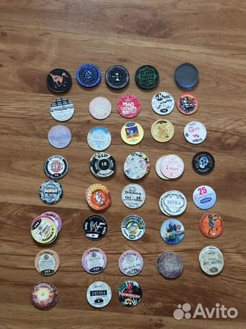 Фишки сотки кэпсы различных серий и Биты