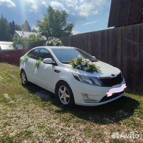 Свадебные украшения на машину