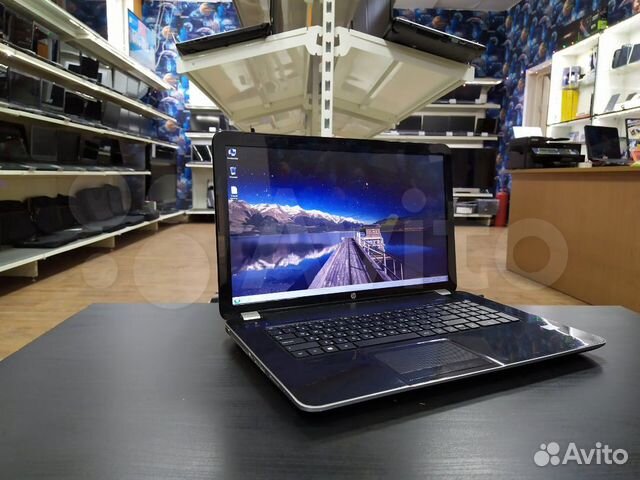 Игровой HP 4 Ядерный 17.3 2 Видюхи на 4гб