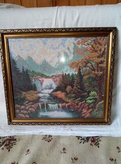 Картина вышитая