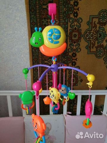 Мобиль на детскую кроватку