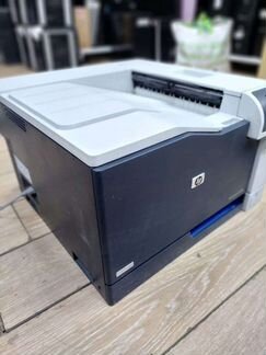 Цветной лазерный принтер HP color laserJet CP5225