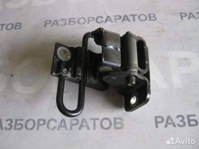 Петля двери нижняя задняя правая Volkswagen