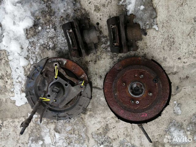 Ступица задняя левая в сбореКиа Рио 2 ступица