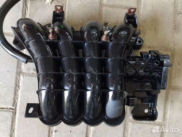 Впускной коллектор Митсубиси лансер10