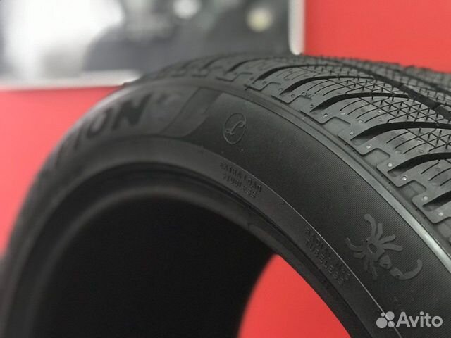 Pirelli Scorpion Winter 285/40 R22 и 325/35 R22 114W