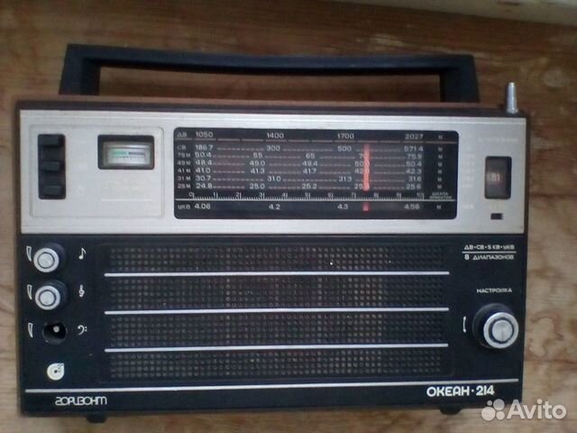 Винтажный радиоприемник океан 214 в коллекцию