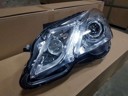 Фара передняя Мерседес W 212 до Рестайлинг Би Ксен