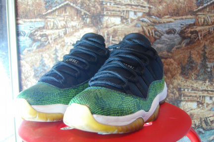 AIR Jordan 11 snakeskin
