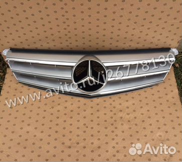 Решетка радиатора Mercedes C W 204 AMG серая