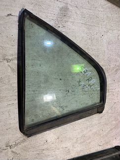 Стекло двери заднее левое Mitsubishi Galant EA USA