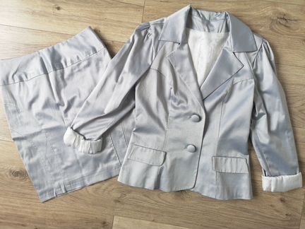 Новый костюм по индивидуальному пошиву 42р