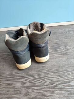 Зимние ботинки на нат.меху 37 размер Котофей