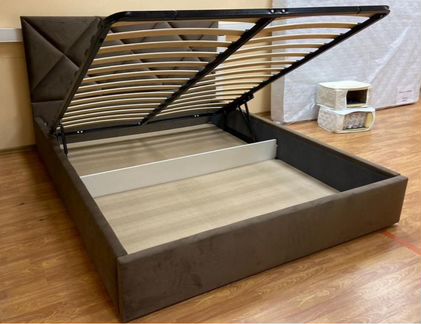 Кровать 160х200 с подъёмным механизмом