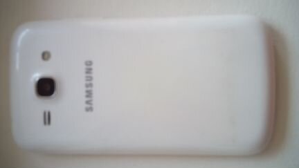 Samsung galaxy ace 3 (GT-S7270)