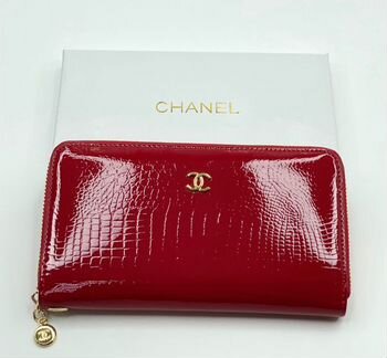 Кошелек Chanel на молнии красный
