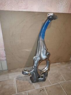 Кулак левый Ауди А4 Б8 Audi A4 B8 8K0407253R