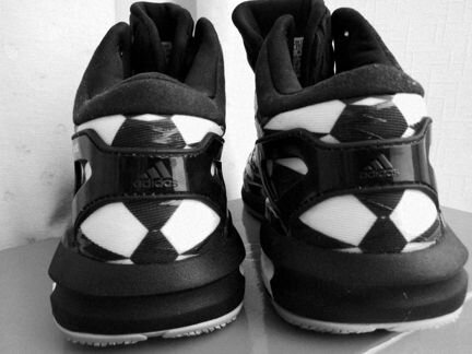 Новые адидас оригинал crazylight boost