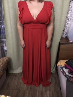 Красное вечернее платье