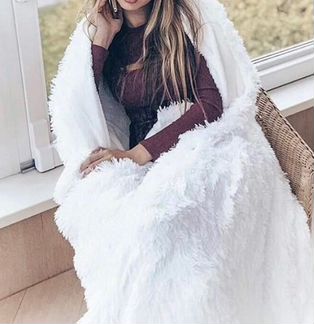 Плед плюшевый травка