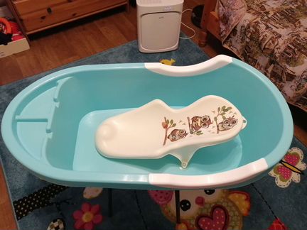 Ванночка для купания с горкой