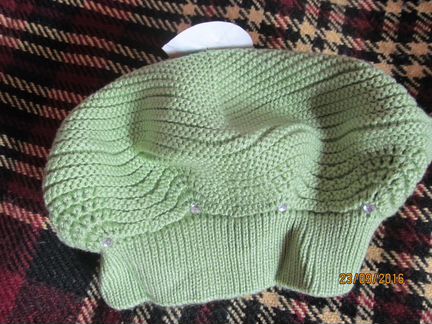 Береты, шапка с манишкой