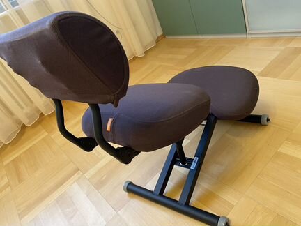 Смарт стул с чехлами на подушки