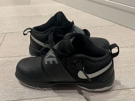 Детские кроссовки nike