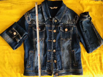 Куртка джинсовая