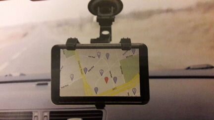 Держатель универсальный для салона автомобиля