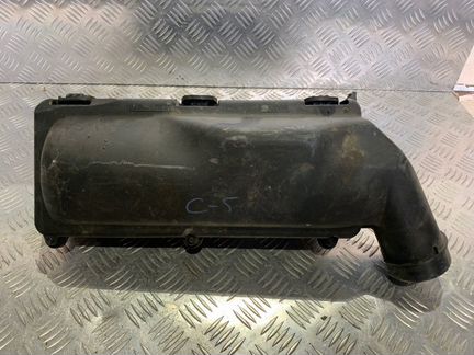 Корпус воздушного фильтра Citroen C5 1.6 2011