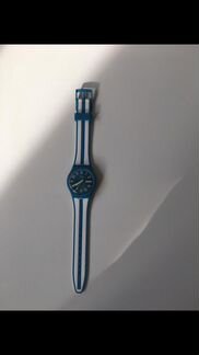 Стильные часики Swatch