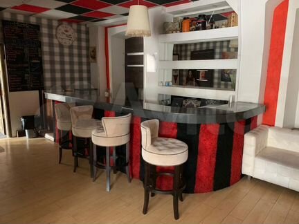 Гостиница, 700 м²