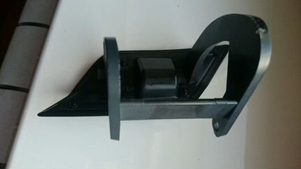 Крышка опрыскивателя Mercedes c204 amg