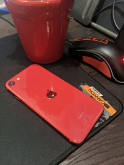 iPhone SE 2020 128GB Красный