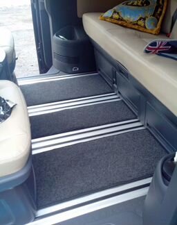 Коврики в салон багажник Volkswagen Multivan T5