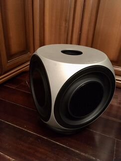 Сабвуфер Beolab 2 от Bang Olufsen