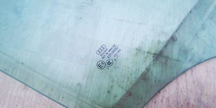 Audi Q3 8U 2011-2018 стекло переднее правое