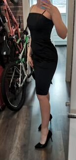 Вечернее чёрное платье