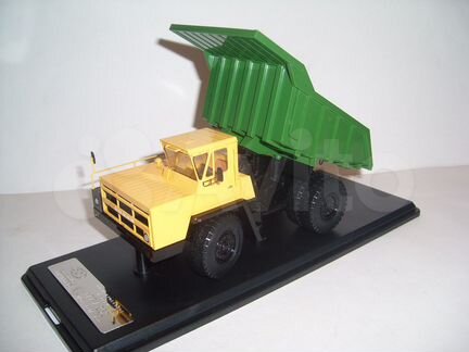 Модели автомобилей от SSM, AVD в масштабе 1/43