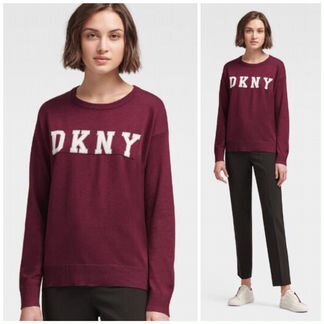 Пуловер с логотипом бренда dkny