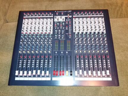 Микшерный пульт Sound Сraft LX7II-16