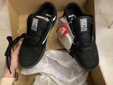 Кроссовки vans
