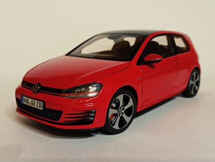 Volkswagen Golf VII Gti 2013 Norev 1:18