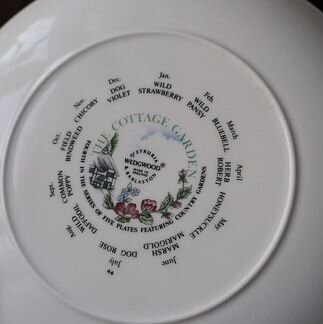 Wedgwood тарелка Календарь 1994 г. Сад, Англия